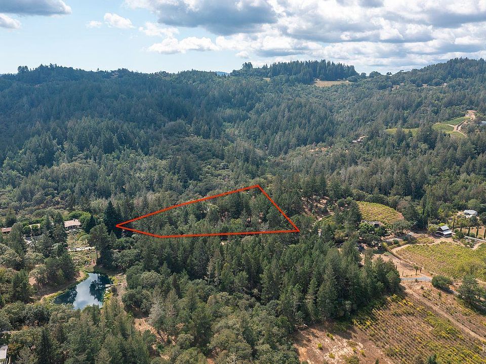 Healdsburg, California, 95448, United States, 3 Bedrooms Bedrooms, ,2 BathroomsBathrooms,Residential,Forsale,1985931