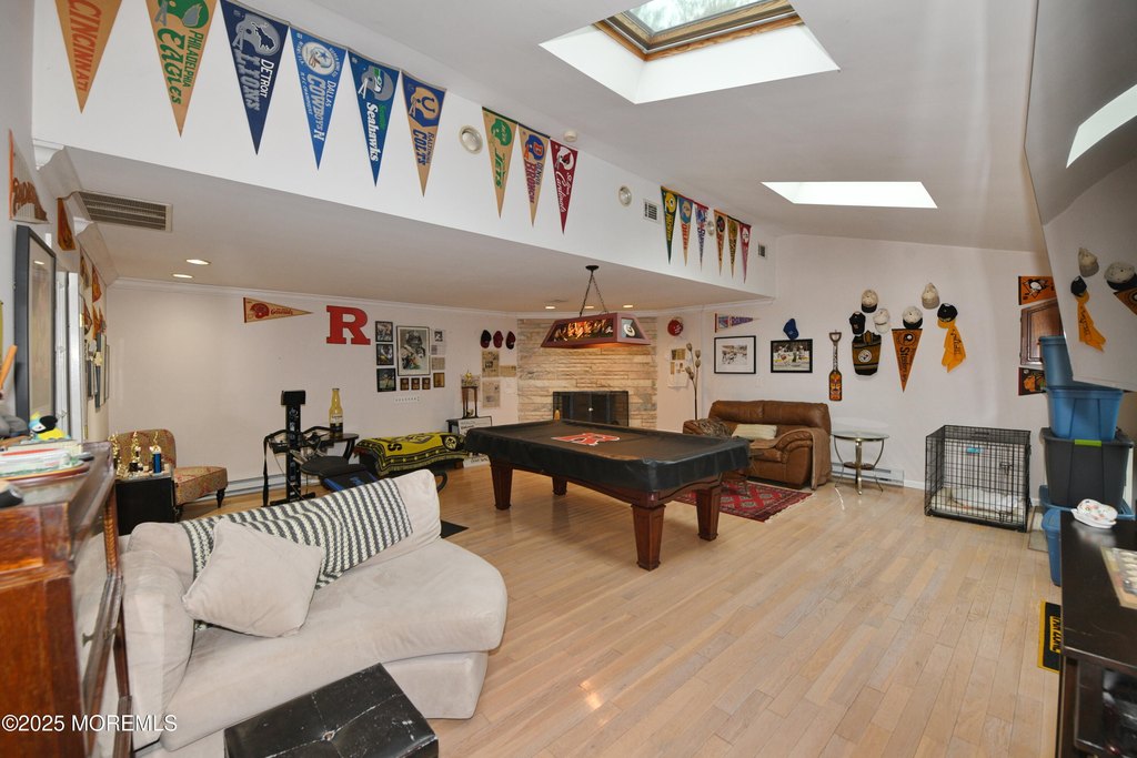 Lincroft, New Jersey, 07738, United States, 4 Bedrooms Bedrooms, ,3 BathroomsBathrooms,Residential,Forsale,2008478