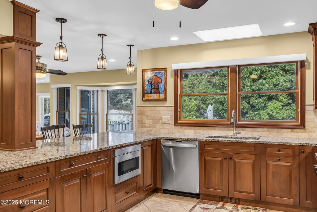 Toms River, New Jersey, 08753, United States, 4 Bedrooms Bedrooms, ,4.5 BathroomsBathrooms,Residential,Forsale,2008483