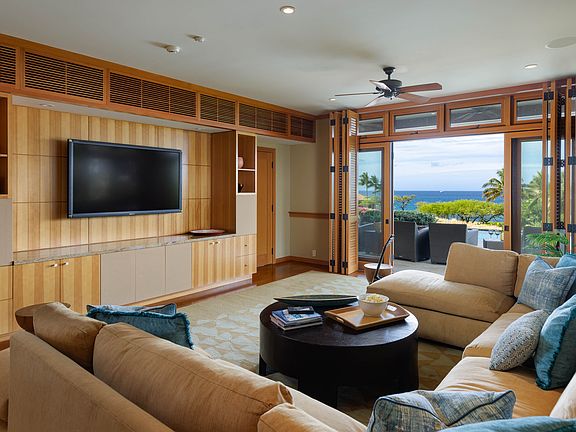 Kameula, Hawaii, 96743, United States, 5 Bedrooms Bedrooms, ,6 BathroomsBathrooms,Residential,Forsale,1989835