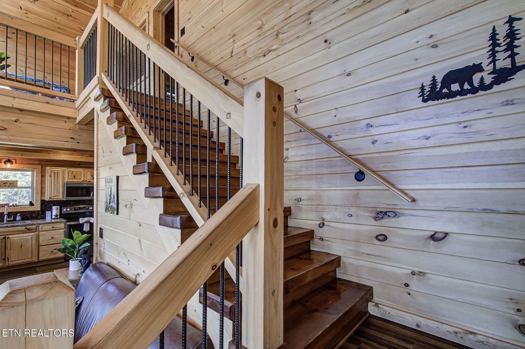 Sevierville, Tennessee, 37862, United States, 5 Bedrooms Bedrooms, ,4 BathroomsBathrooms,Residential,Forsale,1973603