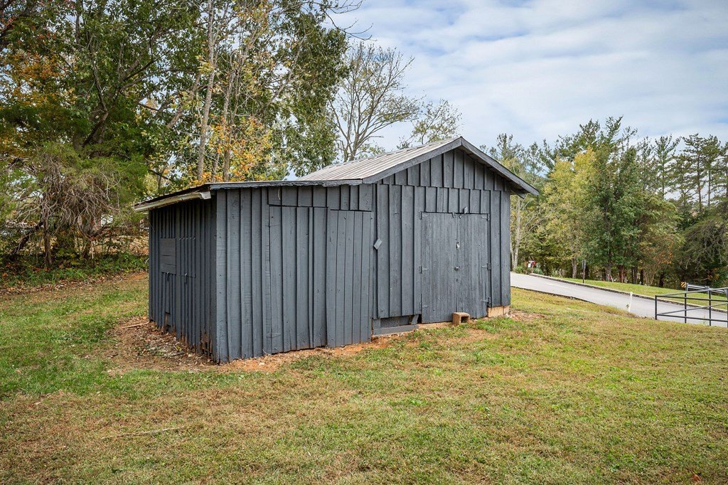 Cookeville, Tennessee, 38501, United States, 3 Bedrooms Bedrooms, ,3 BathroomsBathrooms,Residential,Forsale,1996597