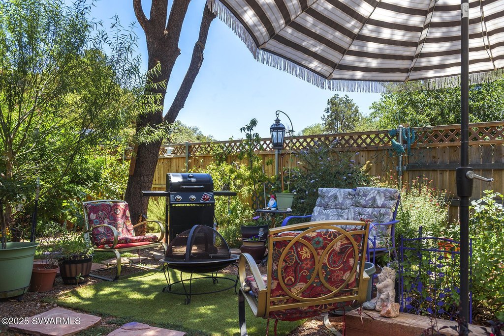 Sedona, Arizona, 86336, United States, 2 Bedrooms Bedrooms, ,1 BathroomBathrooms,Residential,Forsale,2004626