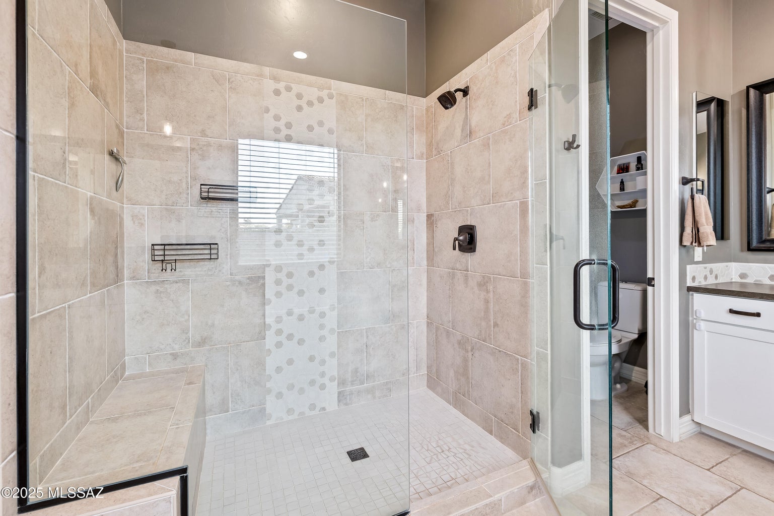 Tucson, Arizona, 85737, United States, 3 Bedrooms Bedrooms, ,4 BathroomsBathrooms,Residential,Forsale,1990093