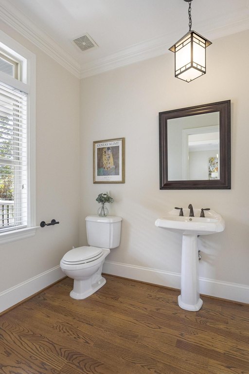 Chattanooga, Tennessee, 37415, United States, 4 Bedrooms Bedrooms, ,2.5 BathroomsBathrooms,Residential,Forsale,1995340