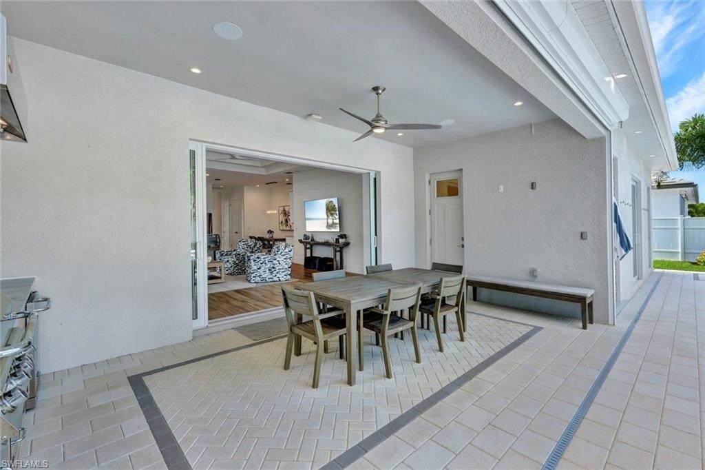 NAPLES, Florida, 34108, United States, 3 Bedrooms Bedrooms, ,3.5 BathroomsBathrooms,Residential,Forsale,2011592