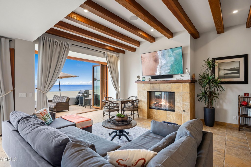 Oxnard, California, 93035, United States, 5 Bedrooms Bedrooms, ,4.5 BathroomsBathrooms,Residential,Forsale,2004315