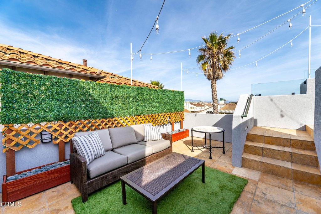 Oxnard, California, 93035, United States, 5 Bedrooms Bedrooms, ,4.5 BathroomsBathrooms,Residential,Forsale,2004315