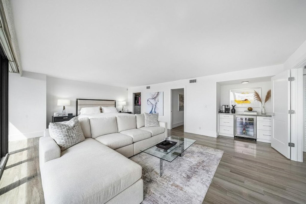 Boca Raton, Florida, 33431, United States, 2 Bedrooms Bedrooms, ,3 BathroomsBathrooms,Residential,Forsale,2004195