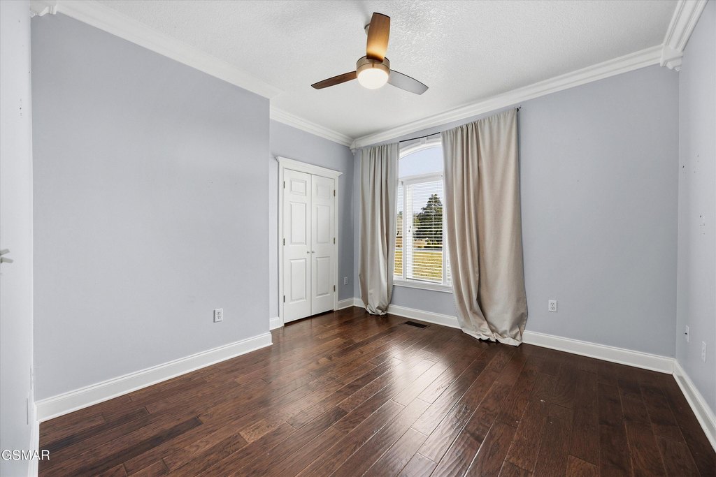 Sevierville, Tennessee, 37862, United States, 4 Bedrooms Bedrooms, ,3.5 BathroomsBathrooms,Residential,Forsale,1942459