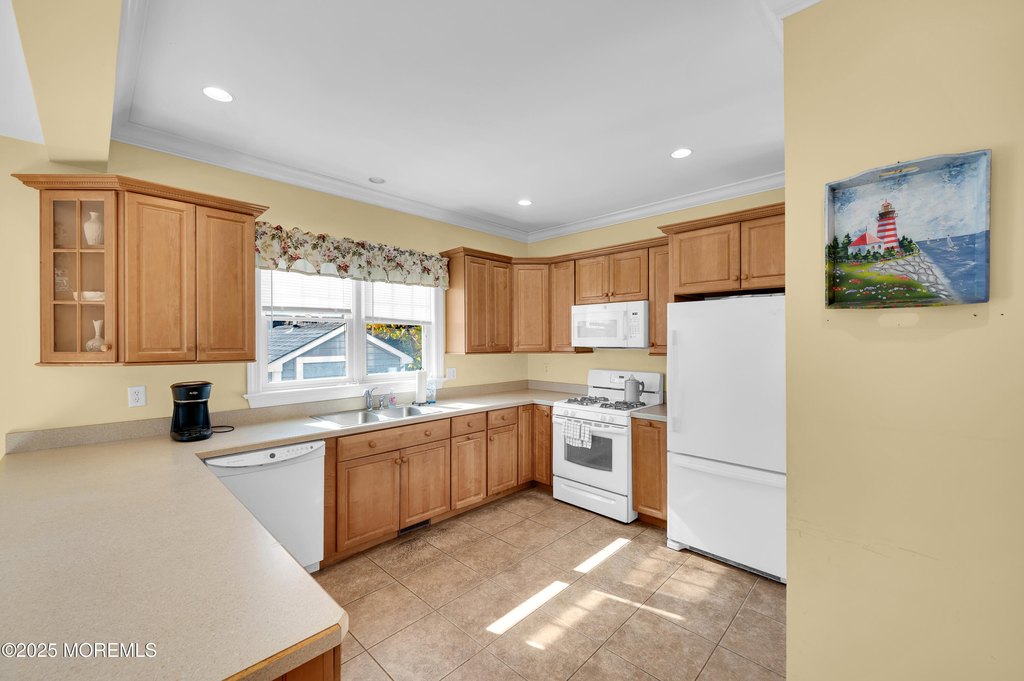 Manasquan, New Jersey, 08736, United States, 5 Bedrooms Bedrooms, ,3.5 BathroomsBathrooms,Residential,Forsale,1984562