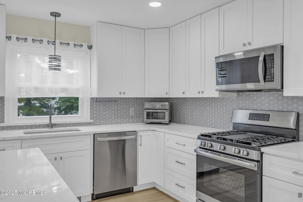 Toms River, New Jersey, 08753, United States, 3 Bedrooms Bedrooms, ,2 BathroomsBathrooms,Residential,Forsale,1994030