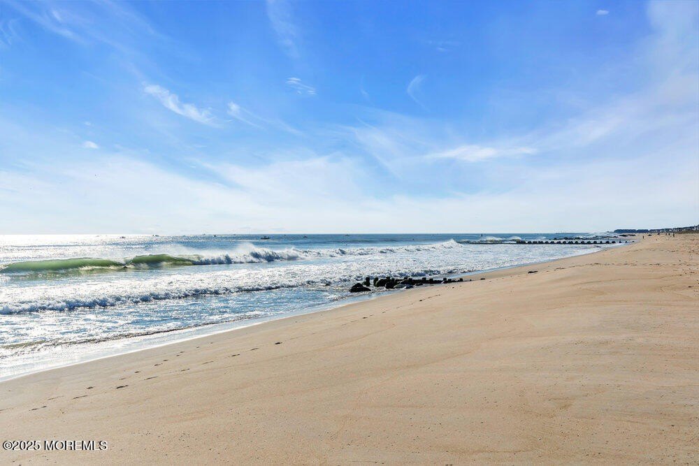 Sea Girt, New Jersey, 08750, United States, 6 Bedrooms Bedrooms, ,6.5 BathroomsBathrooms,Residential,Forsale,1984574