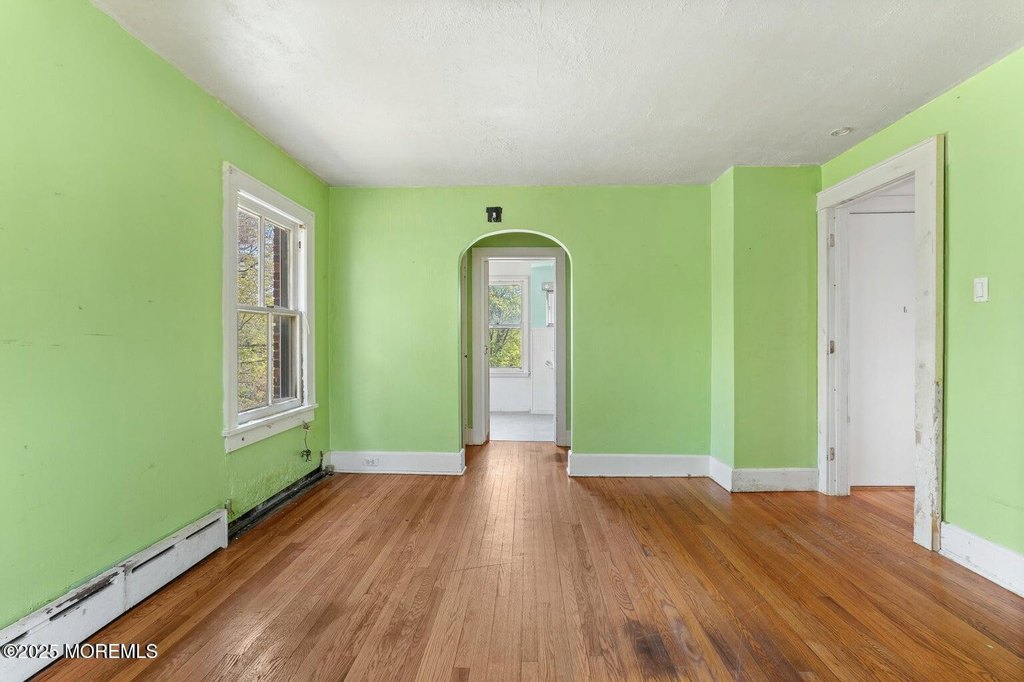 Eatontown, New Jersey, 07724, United States, 4 Bedrooms Bedrooms, ,2 BathroomsBathrooms,Residential,Forsale,1984569