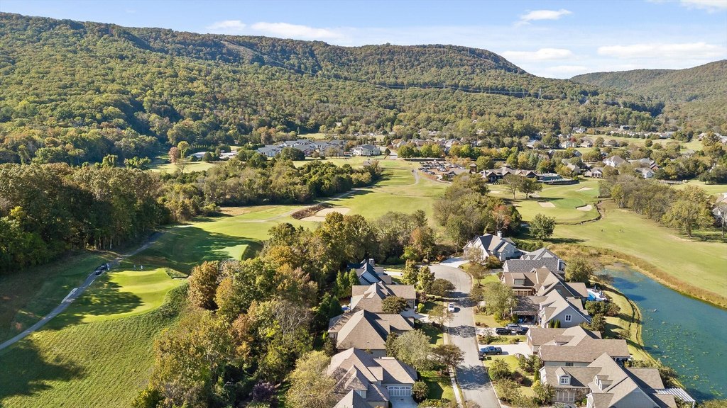 Chattanooga, Tennessee, 37419, United States, 3 Bedrooms Bedrooms, ,3 BathroomsBathrooms,Residential,Forsale,1995328