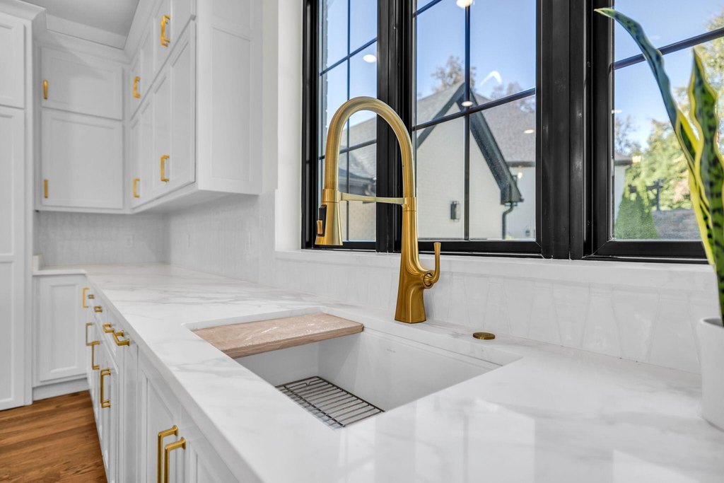 Ooltewah, Tennessee, 37363, United States, 5 Bedrooms Bedrooms, ,5.5 BathroomsBathrooms,Residential,Forsale,2009543