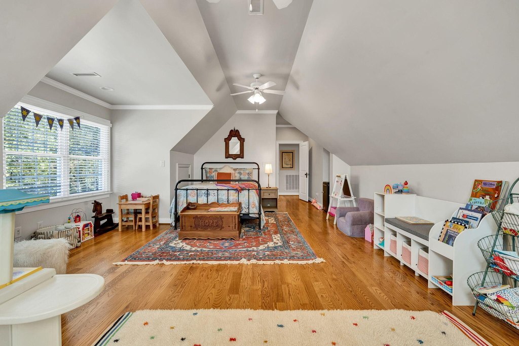 Cleveland, Tennessee, 37312, United States, 5 Bedrooms Bedrooms, ,3.5 BathroomsBathrooms,Residential,Forsale,2004697