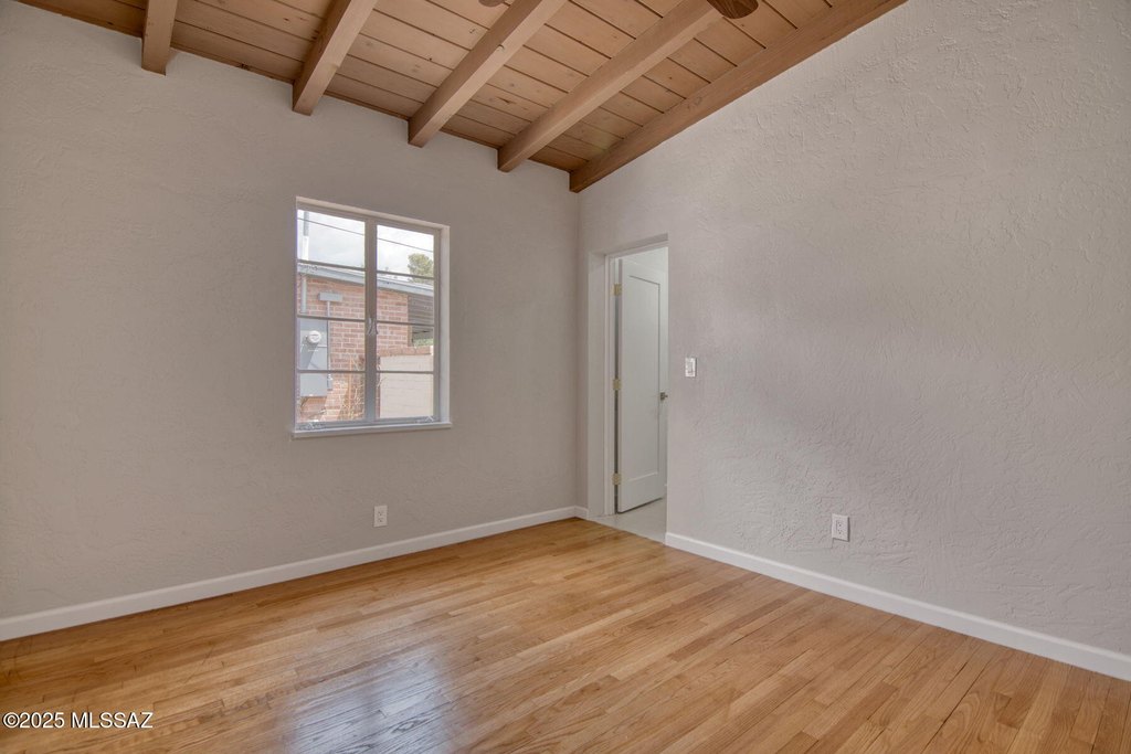 Tucson, Arizona, 85711, United States, 4 Bedrooms Bedrooms, ,2 BathroomsBathrooms,Residential,Forsale,1990103