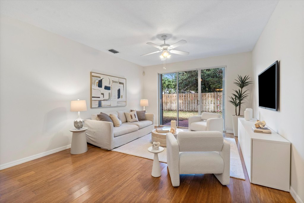 Delray Beach, Florida, 33445, United States, 3 Bedrooms Bedrooms, ,2.5 BathroomsBathrooms,Residential,Forsale,2004179