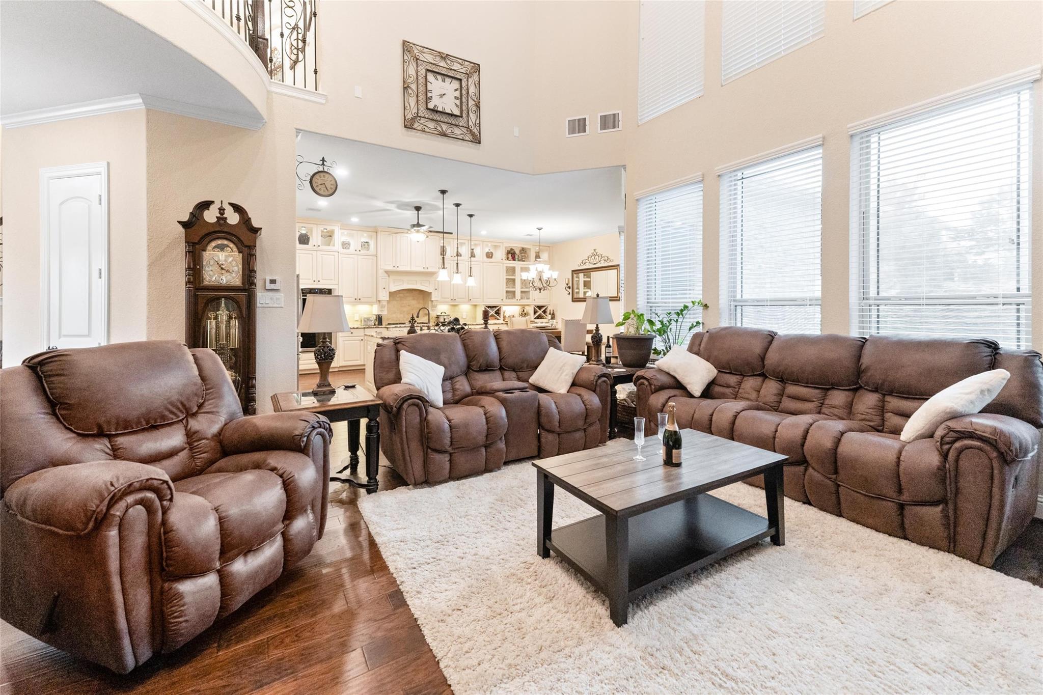 Pinehurst, Texas, 77362, United States, 5 Bedrooms Bedrooms, ,4 BathroomsBathrooms,Residential,Forsale,1973420