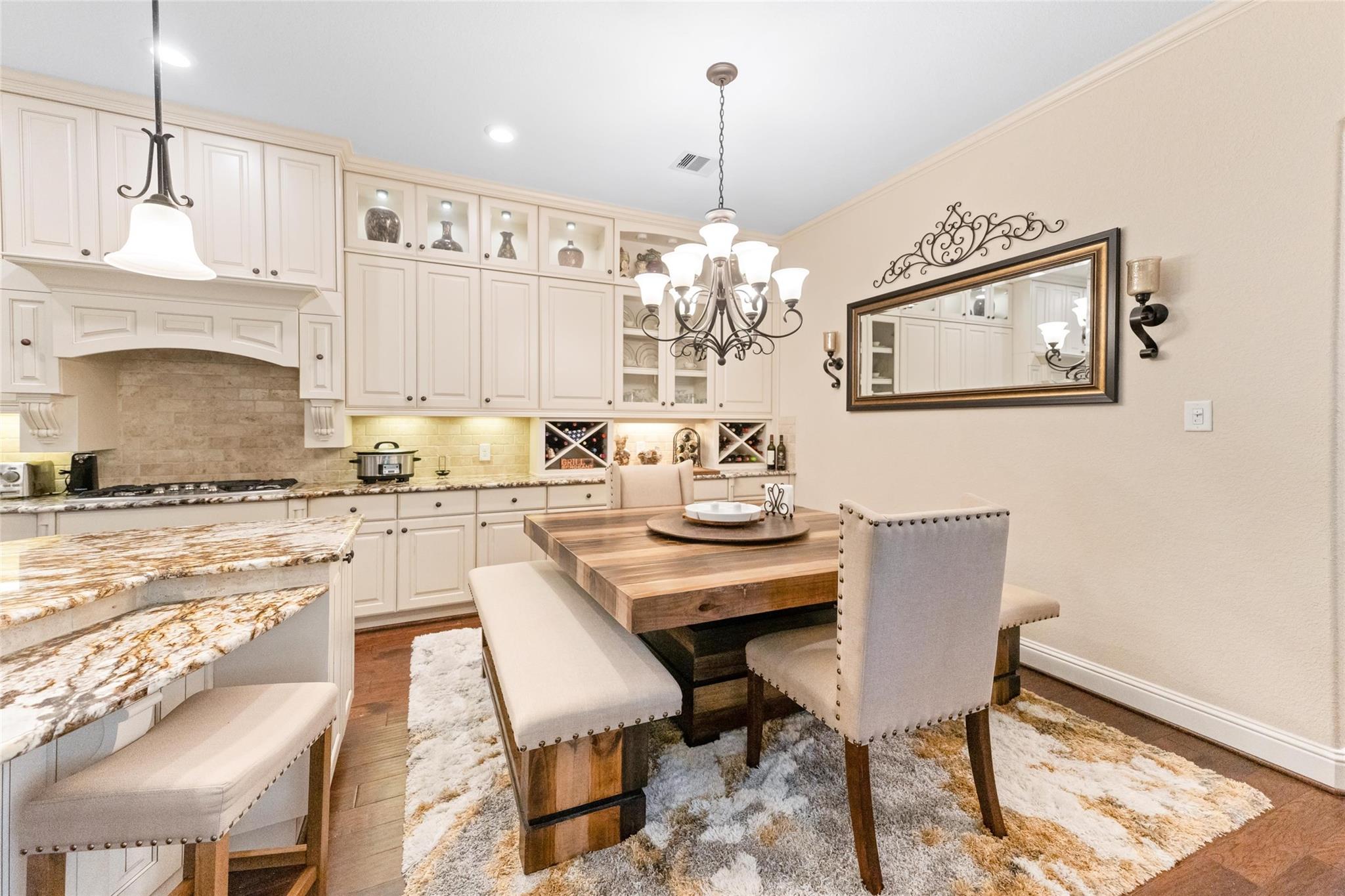 Pinehurst, Texas, 77362, United States, 5 Bedrooms Bedrooms, ,4 BathroomsBathrooms,Residential,Forsale,1973420