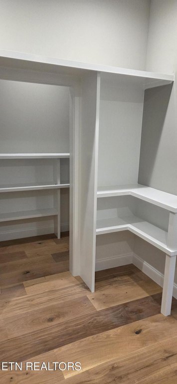 Madisonville, Tennessee, 37354, United States, 3 Bedrooms Bedrooms, ,2 BathroomsBathrooms,Residential,Forsale,1973608