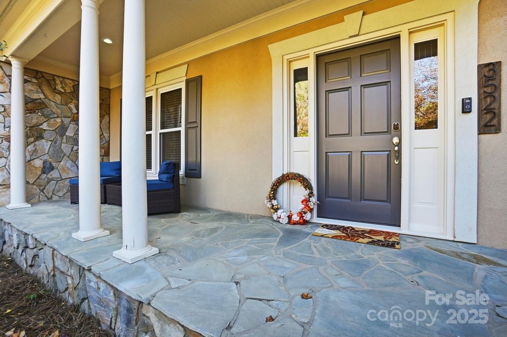 Charlotte, North Carolina, 28269, United States, 5 Bedrooms Bedrooms, ,3.5 BathroomsBathrooms,Residential,Forsale,2004568