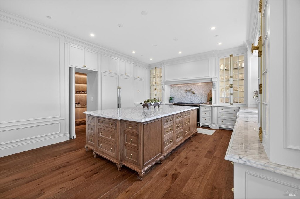 Santa Rosa, California, 95403, United States, 5 Bedrooms Bedrooms, ,4 BathroomsBathrooms,Residential,Forsale,2014494