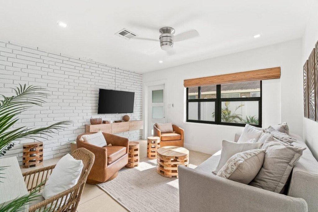 Delray Beach, Florida, 33444, United States, ,Residential,Forsale,2004658