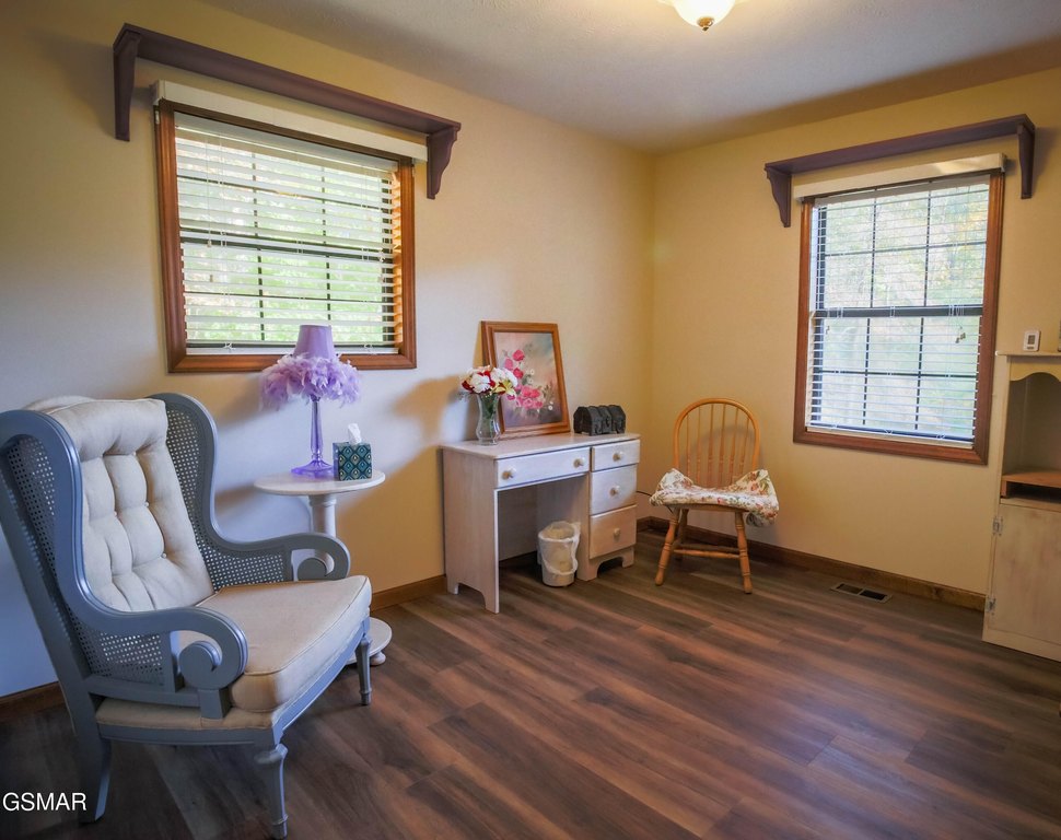 Sevierville, Tennessee, 37862, United States, 3 Bedrooms Bedrooms, ,4 BathroomsBathrooms,Residential,Forsale,1999462