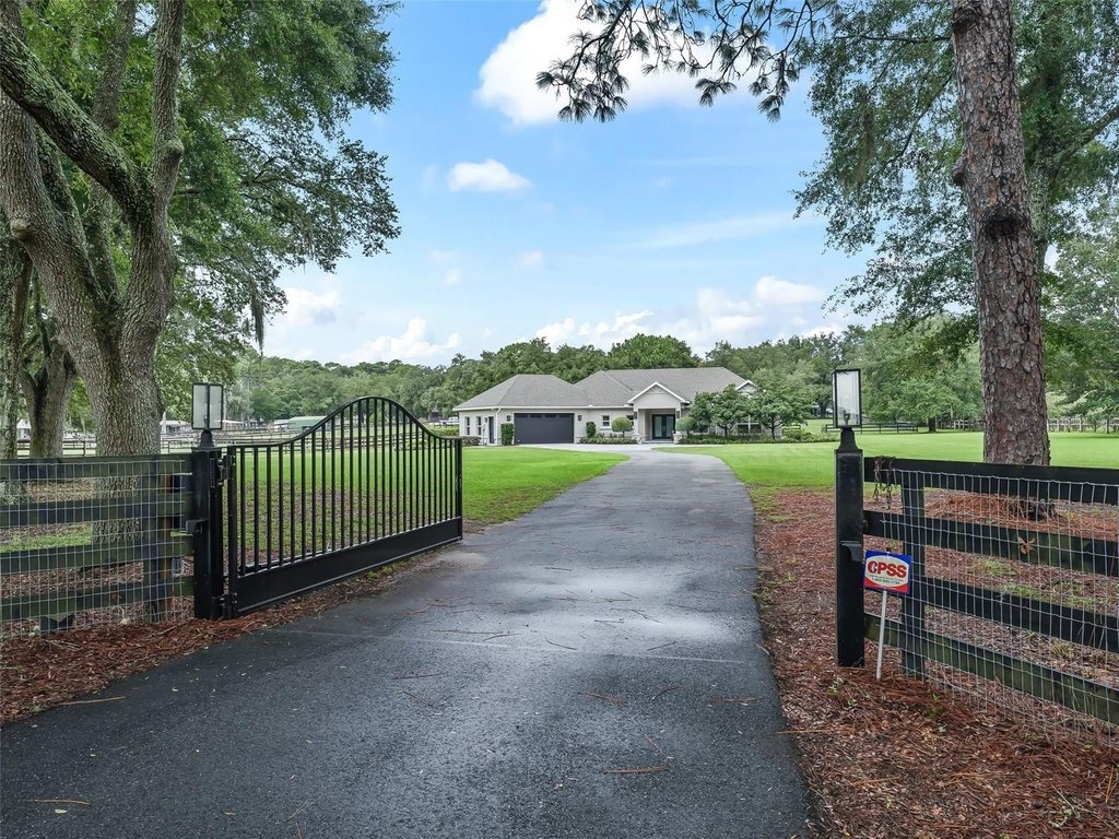 OCALA, Florida, 34482, United States, 3 Bedrooms Bedrooms, ,2.5 BathroomsBathrooms,Residential,Forsale,2004591