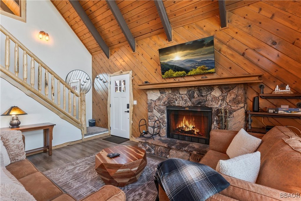 Lake Arrowhead, California, 92352, United States, 4 Bedrooms Bedrooms, ,3 BathroomsBathrooms,Residential,Forsale,1934022