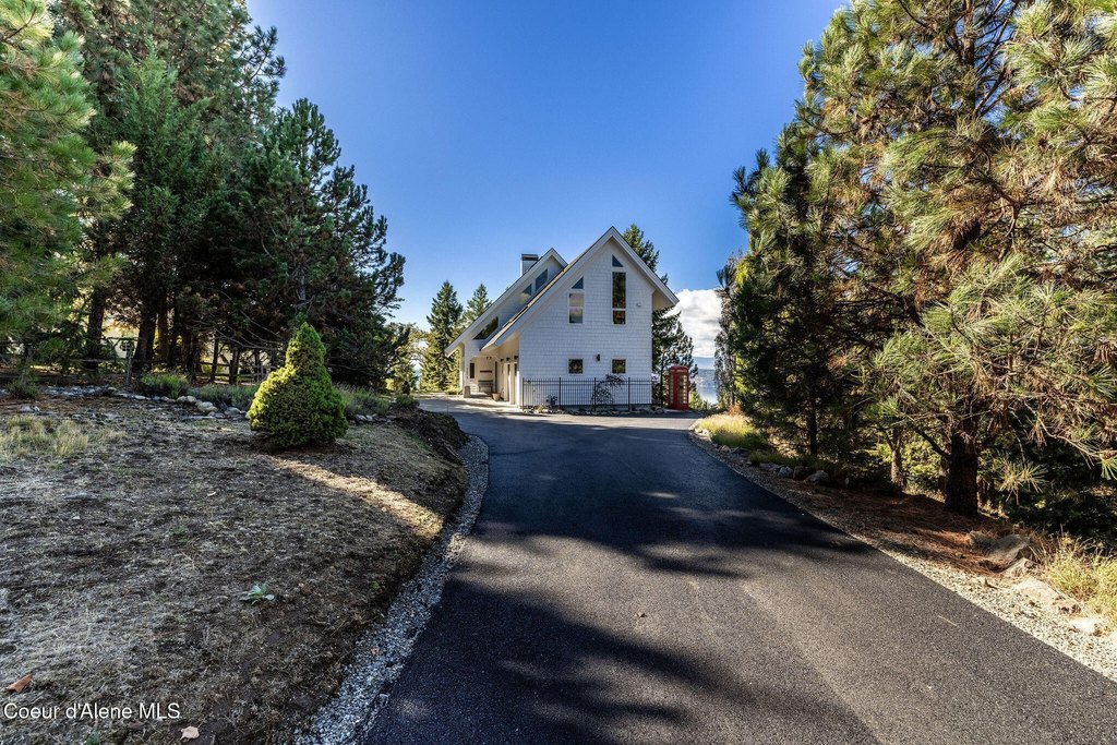 Coeur d'Alene, Idaho, 83814, United States, 4 Bedrooms Bedrooms, ,3 BathroomsBathrooms,Residential,Forsale,1960021