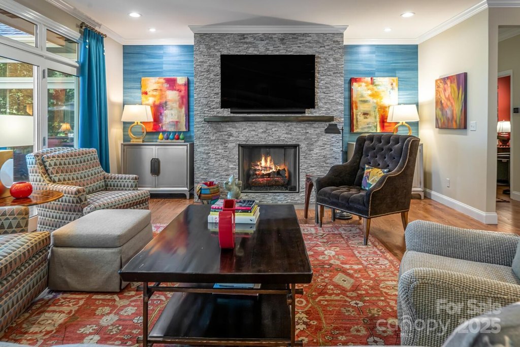 Flat Rock, North Carolina, 28731, United States, 3 Bedrooms Bedrooms, ,3.5 BathroomsBathrooms,Residential,Forsale,1985993