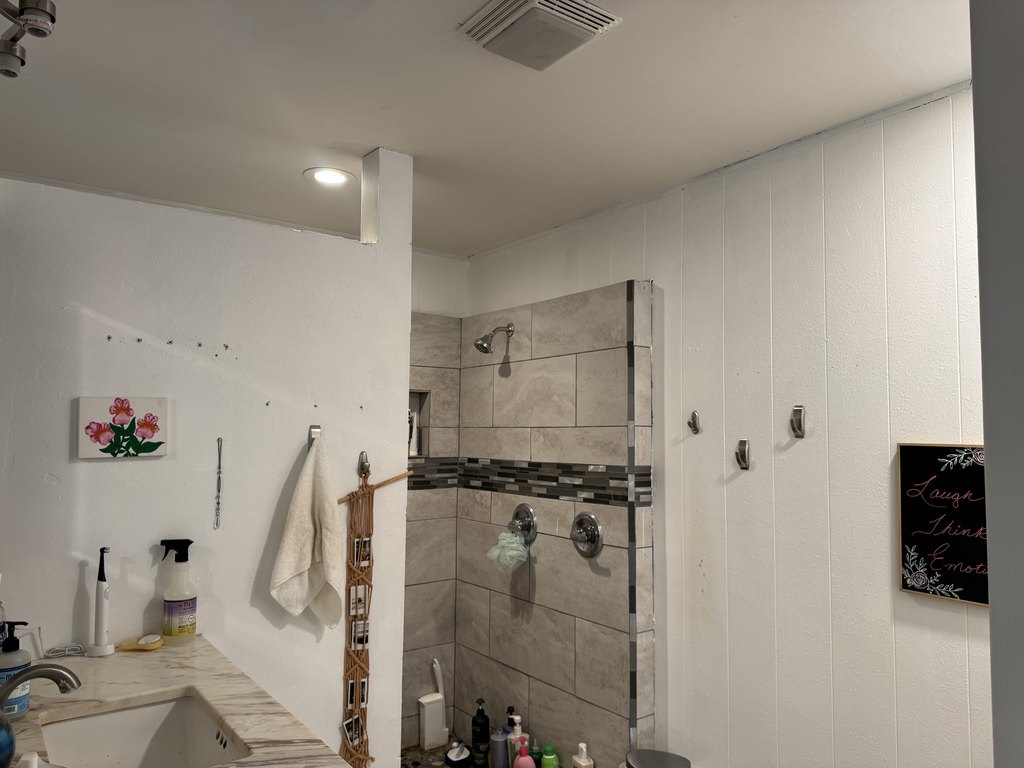 Kailua-Kona, Hawaii, 96740, United States, 5 Bedrooms Bedrooms, ,3 BathroomsBathrooms,Residential,Forsale,2004380