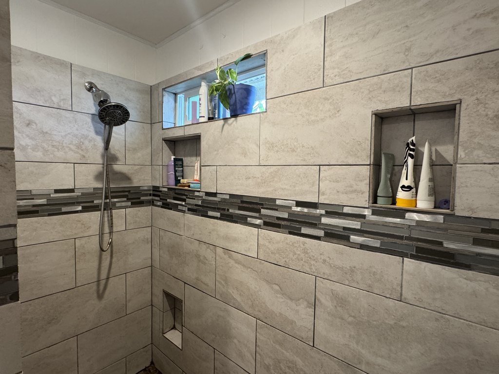 Kailua-Kona, Hawaii, 96740, United States, 5 Bedrooms Bedrooms, ,3 BathroomsBathrooms,Residential,Forsale,2004380