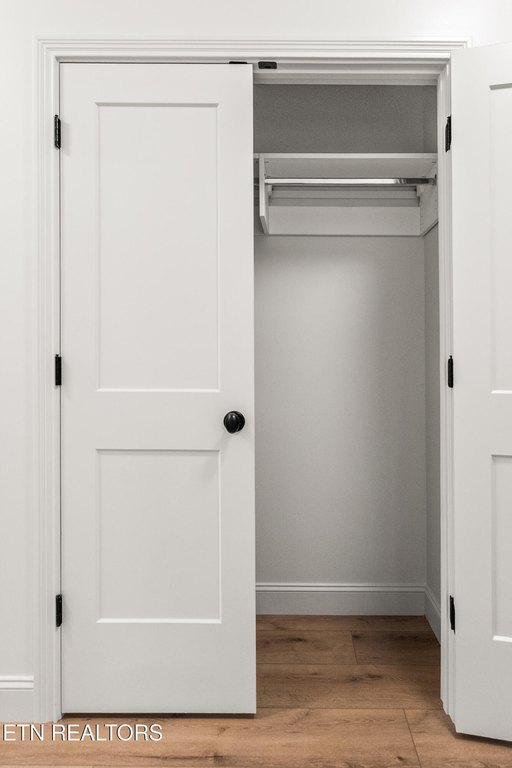 Clinton, Tennessee, 37716, United States, 3 Bedrooms Bedrooms, ,2 BathroomsBathrooms,Residential,Forsale,2012721