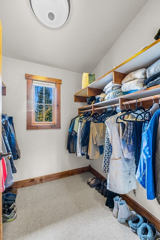 Donnelly, Idaho, 83615, United States, 4 Bedrooms Bedrooms, ,4 BathroomsBathrooms,Residential,Forsale,1996709