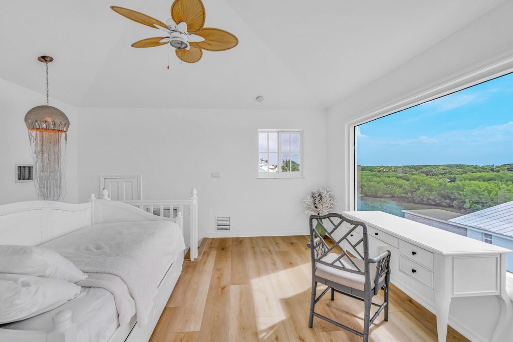 Summerland Key, Florida, 33042, United States, 3 Bedrooms Bedrooms, ,2 BathroomsBathrooms,Residential,Forsale,2004349