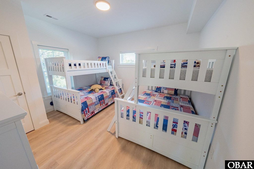 Salvo, North Carolina, 27972, United States, 8 Bedrooms Bedrooms, ,8.5 BathroomsBathrooms,Residential,Forsale,2004892