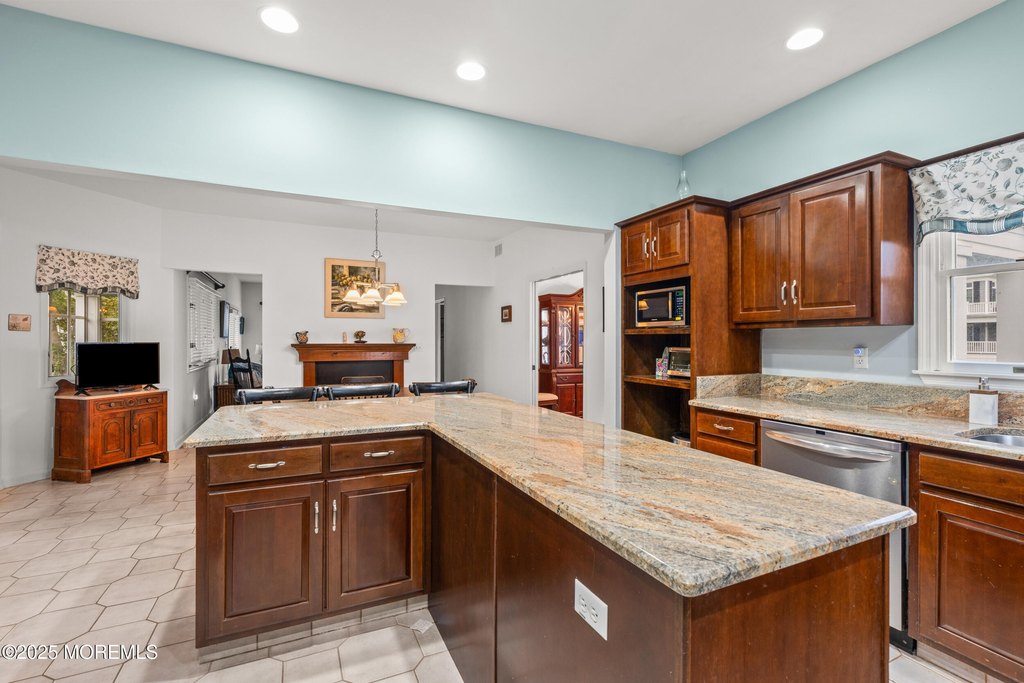 Monmouth Beach, New Jersey, 07750, United States, 4 Bedrooms Bedrooms, ,2.5 BathroomsBathrooms,Residential,Forsale,2012991