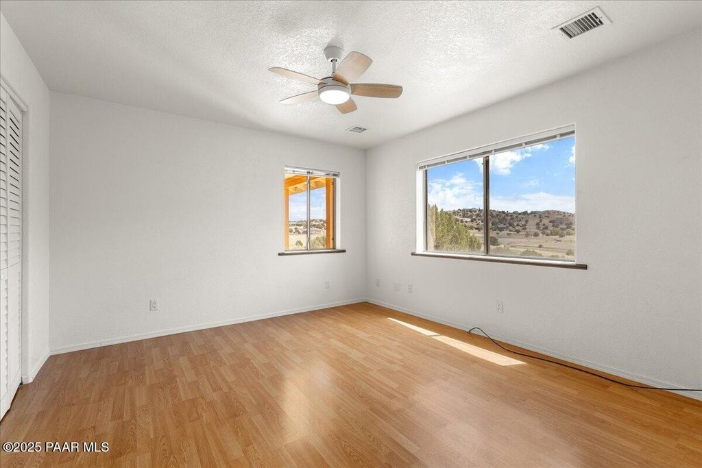 Paulden, Arizona, 86334, United States, 3 Bedrooms Bedrooms, ,2.5 BathroomsBathrooms,Residential,Forsale,1883995