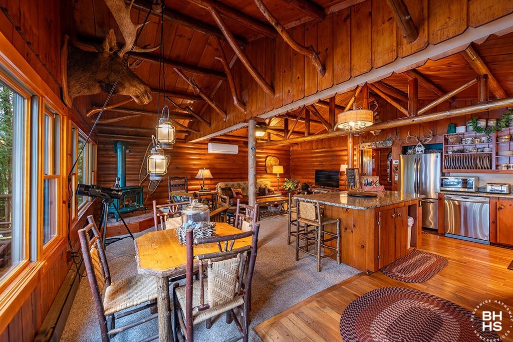 Saranac Lake, New York, 12983, United States, ,Residential,Forsale,2004856