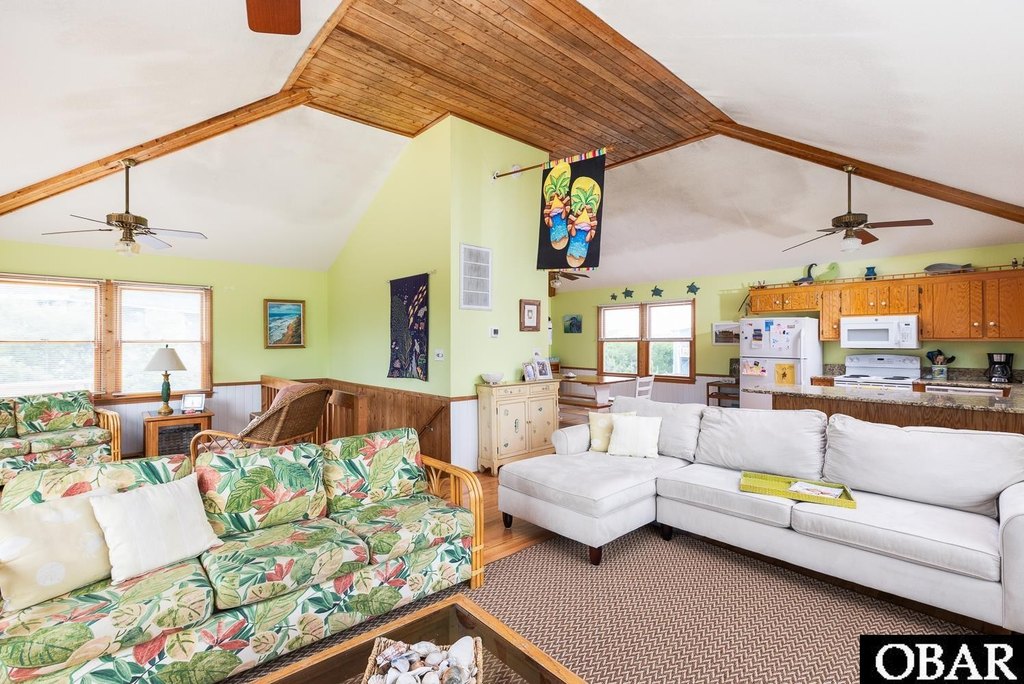 Corolla, North Carolina, 27927, United States, 4 Bedrooms Bedrooms, ,2.5 BathroomsBathrooms,Residential,Forsale,2004889