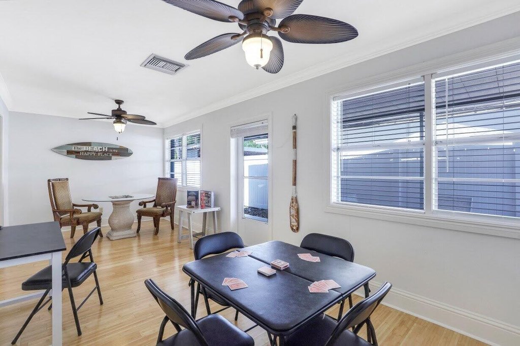 Marco Island, Florida, 34145, United States, 3 Bedrooms Bedrooms, ,2 BathroomsBathrooms,Residential,Forsale,1998630