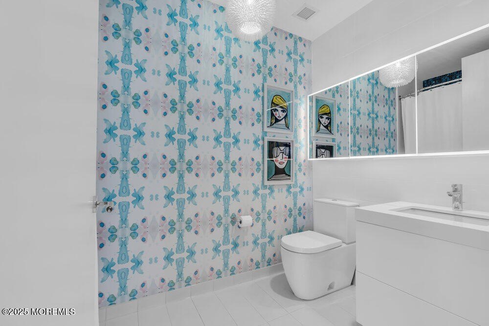 Asbury Park, New Jersey, 07712, United States, 6 Bedrooms Bedrooms, ,5.5 BathroomsBathrooms,Residential,Forsale,2004092