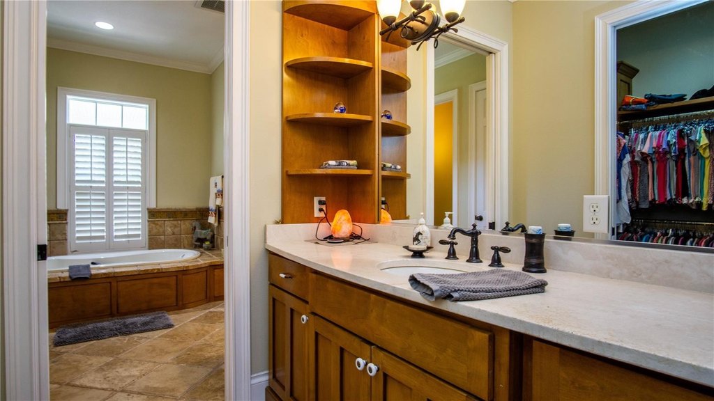 OCALA, Florida, 34476, United States, 5 Bedrooms Bedrooms, ,4.5 BathroomsBathrooms,Residential,Forsale,2009537