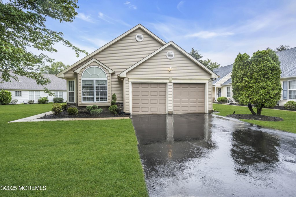 Toms River, New Jersey, 08755, United States, 2 Bedrooms Bedrooms, ,2 BathroomsBathrooms,Residential,Forsale,1992735