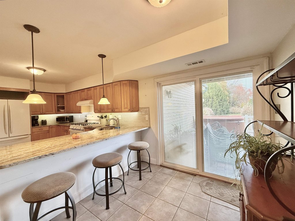 Petersburg, New Jersey, 08270, United States, 4 Bedrooms Bedrooms, ,2.5 BathroomsBathrooms,Residential,Forsale,1994154