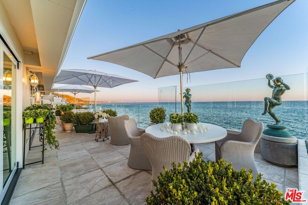 Malibu, California, 90265, United States, 3 Bedrooms Bedrooms, ,2.5 BathroomsBathrooms,Residential,Forsale,2009631